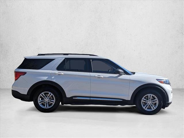 2020 Ford Explorer XLT photo 3