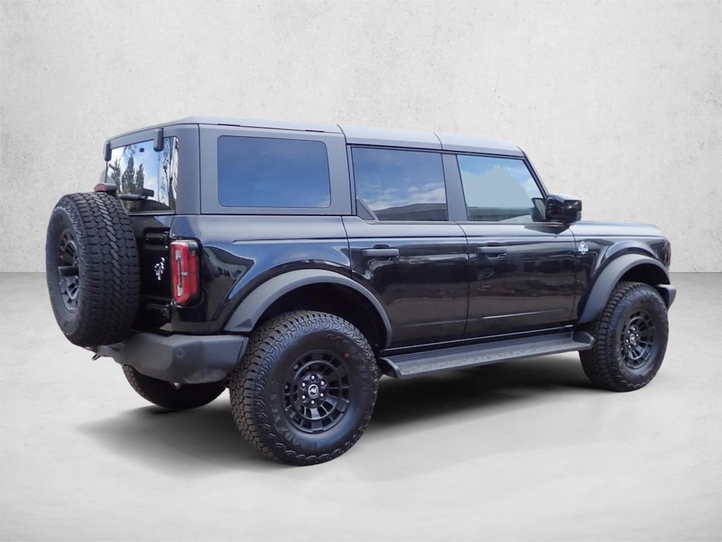 New 2026 Ford Bronco Outer Banks SUV