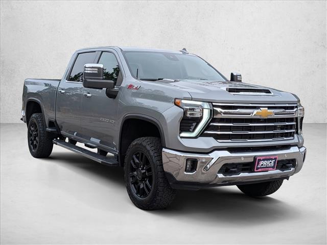 2024 Chevrolet Silverado 2500HD LTZ photo 3