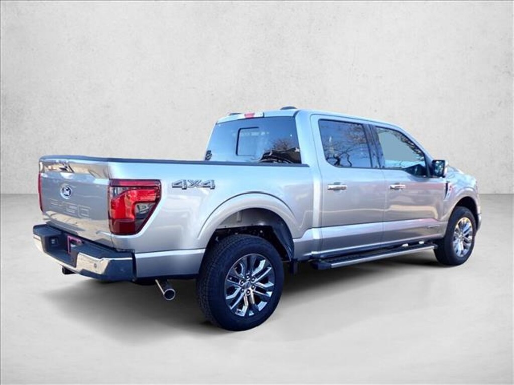 New 2025 Ford F-150 XLT Truck SuperCrew Cab
