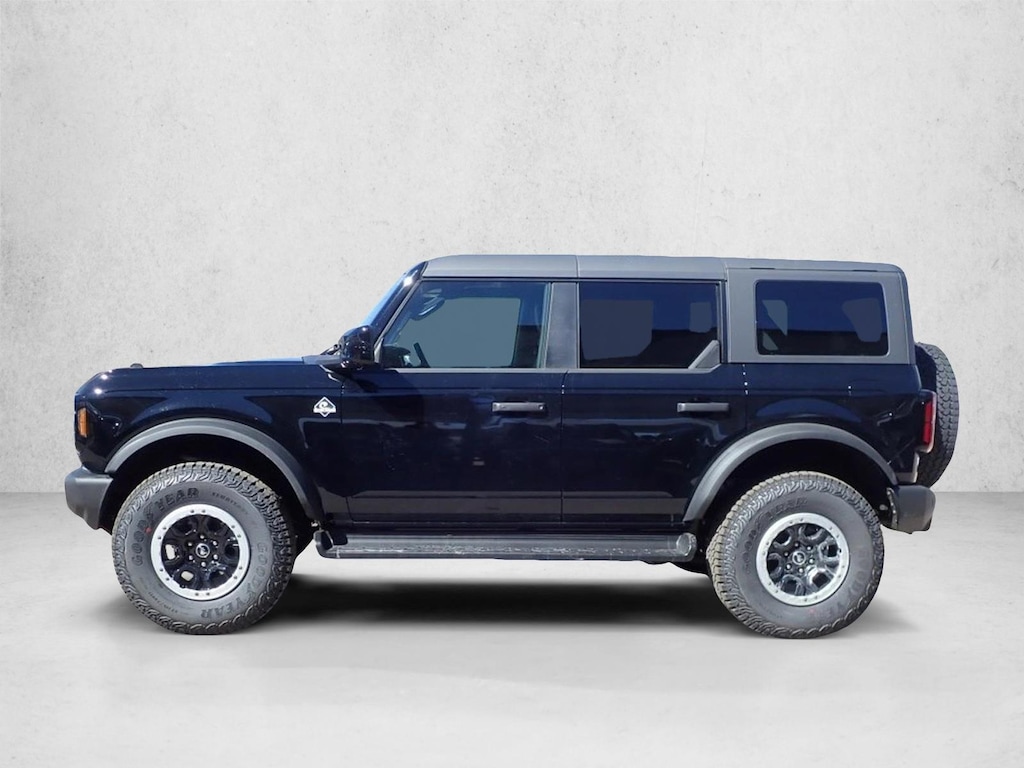 New 2026 Ford Bronco Outer Banks SUV