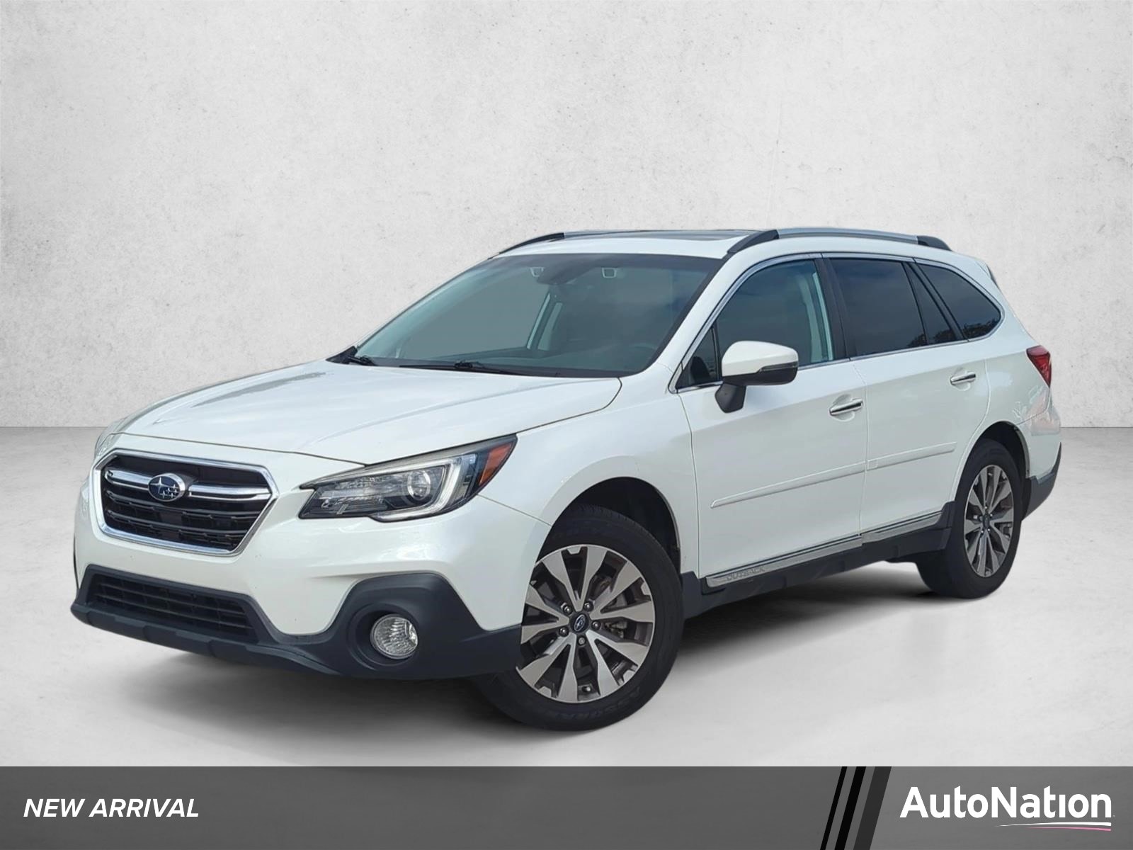 2019 Subaru Outback 2.5i Touring's photo