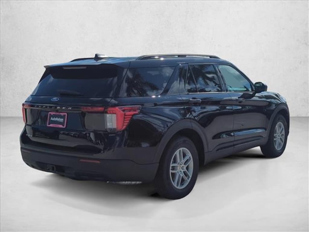 New 2026 Ford Explorer Active w/200A Pkg SUV