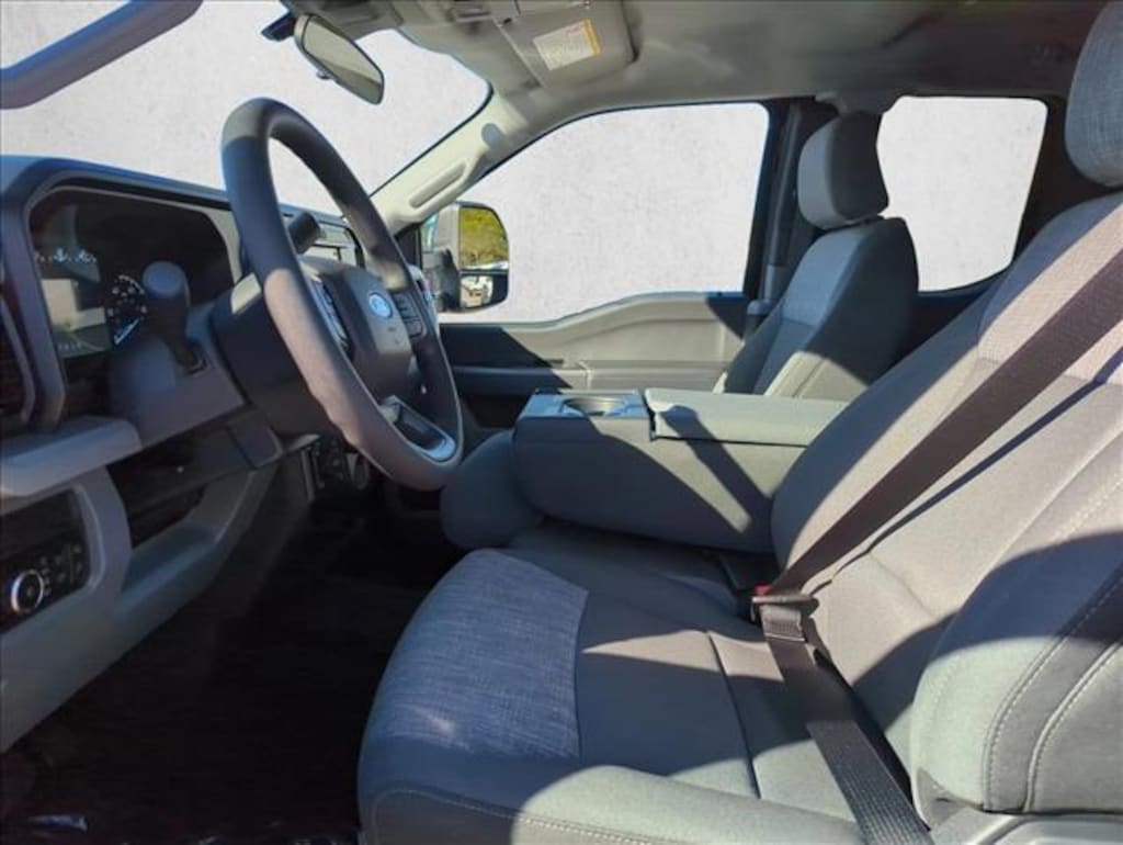 New 2026 Ford F-350 XLT Truck Super Cab