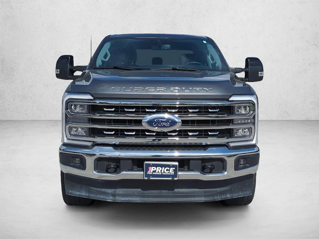 Used 2026 Ford F-250 LARIAT Truck Crew Cab