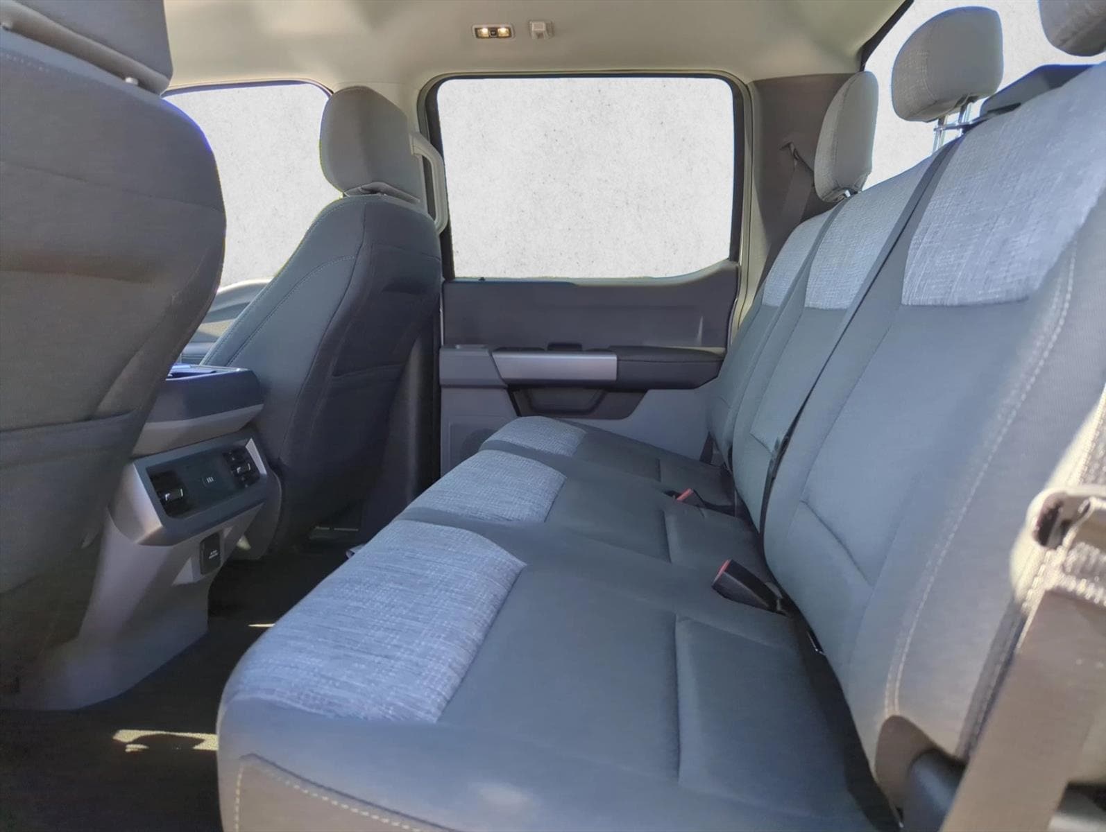 2026 Ford F-250 Super Duty XLT - Photo 13