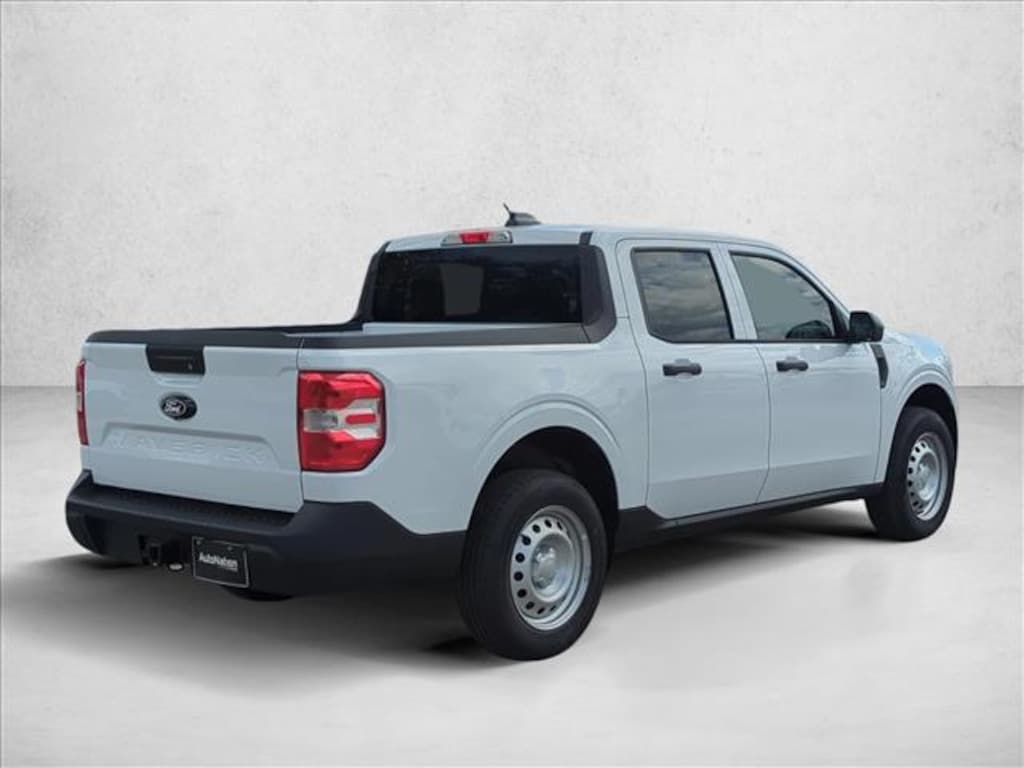 New 2026 Ford Maverick XL Truck SuperCrew