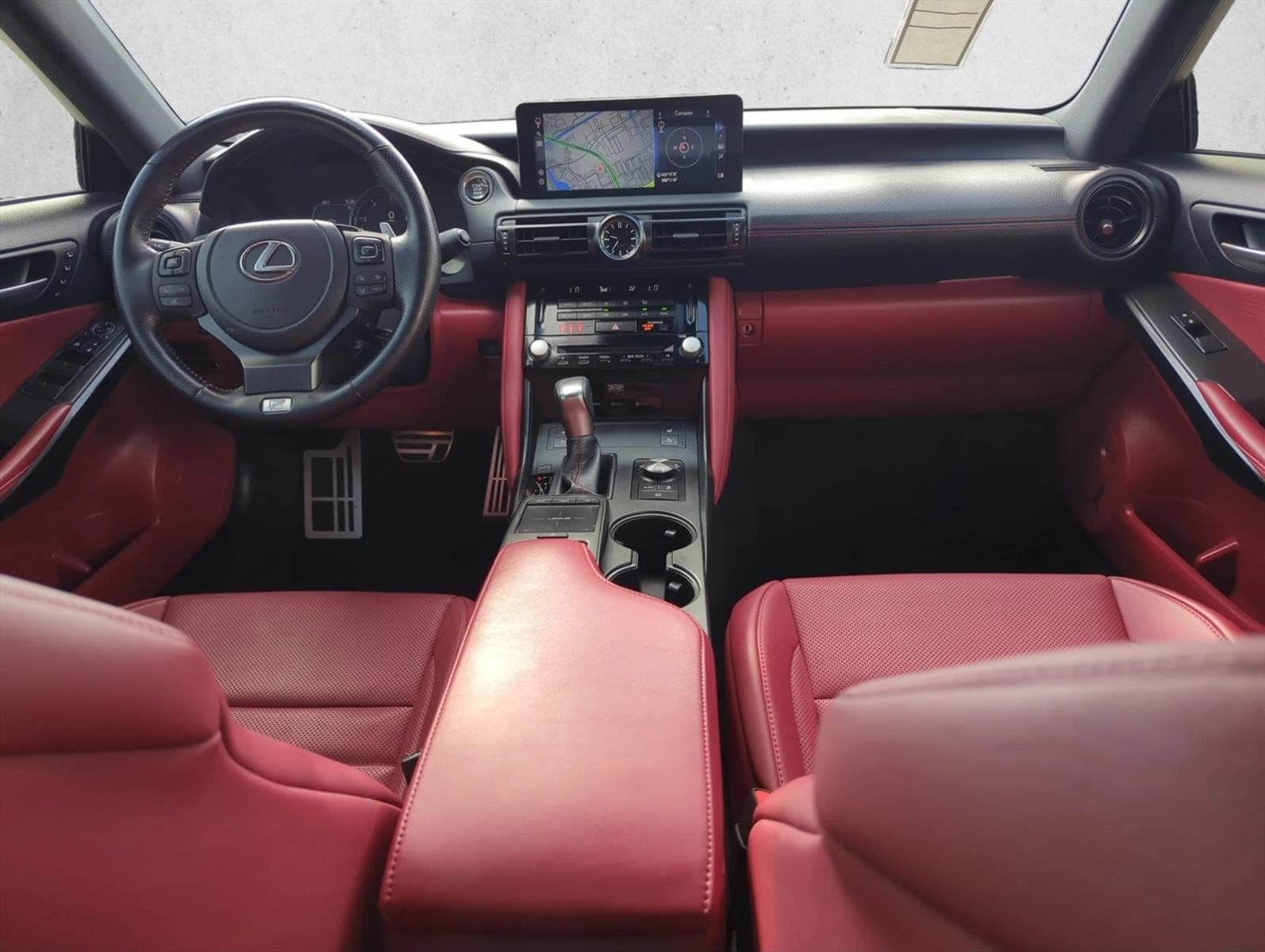 2023 Lexus IS 20