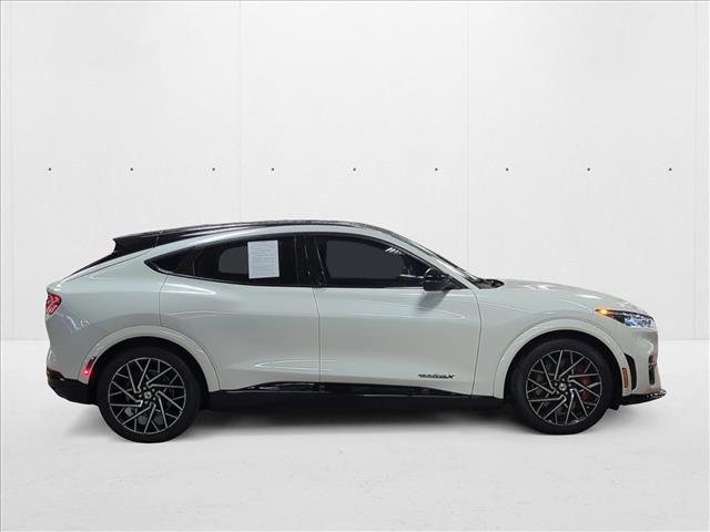 2022 Ford Mustang Mach-E GT photo 4
