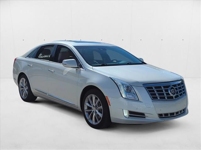 2013 Cadillac XTS Premium photo 2