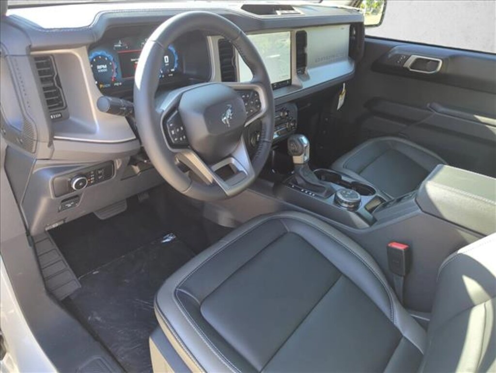 New 2025 Ford Bronco Outer Banks SUV