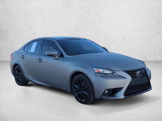 2016 Lexus IS 200t photo 3