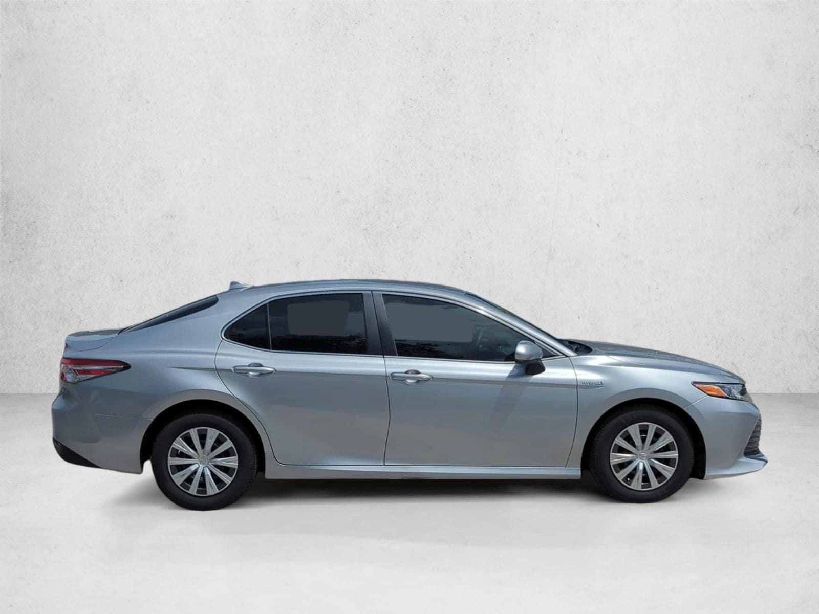 2019 Toyota Camry 4