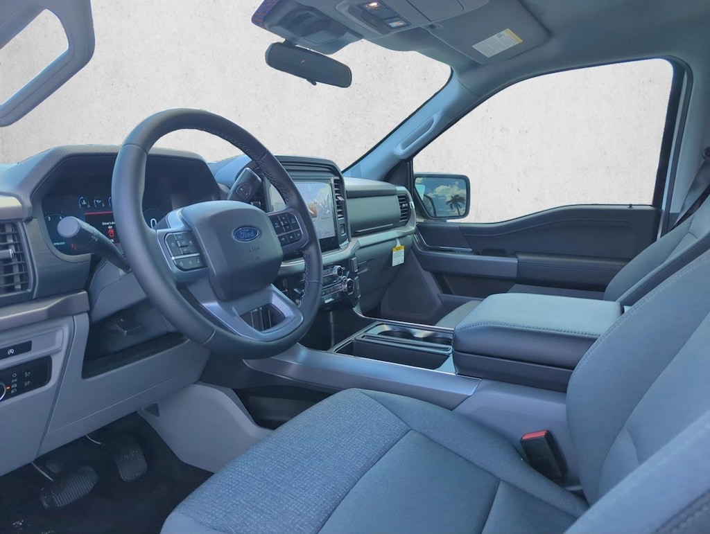 New 2025 Ford F-150 XLT Truck SuperCrew Cab