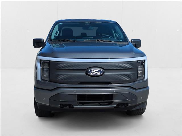 2025 Ford F-150 Lightning photo 2