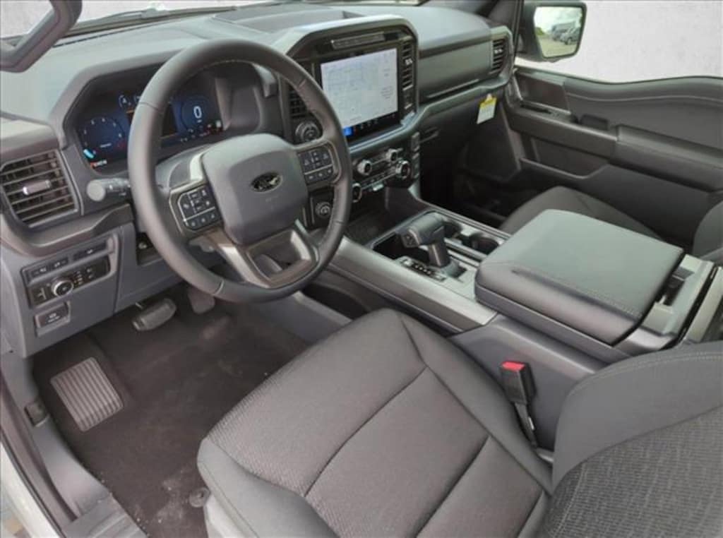 New 2025 Ford F-150 XLT Truck SuperCrew Cab