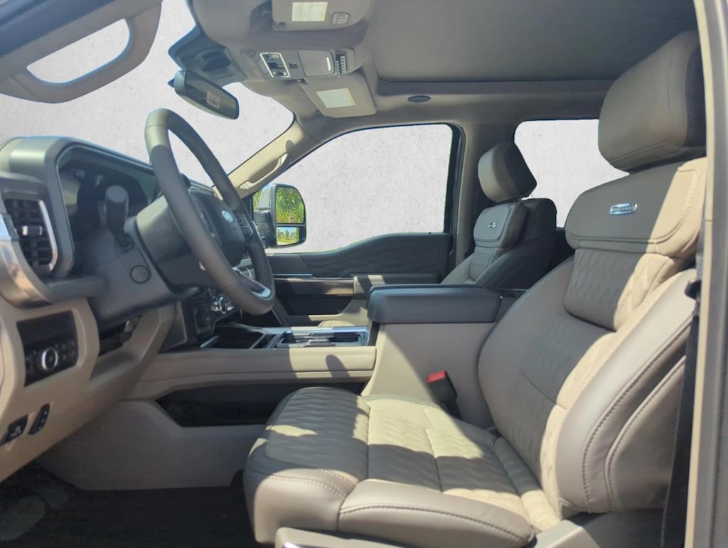 New 2026 Ford F-250 Platinum Truck Crew Cab