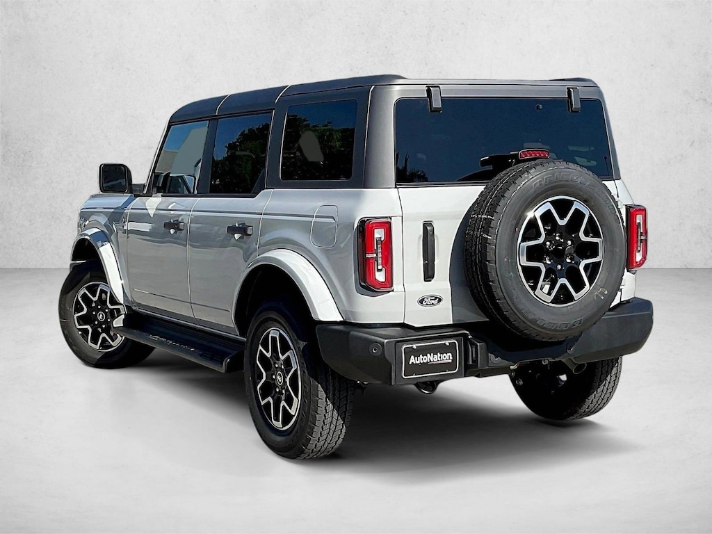 New 2026 Ford Bronco Outer Banks SUV