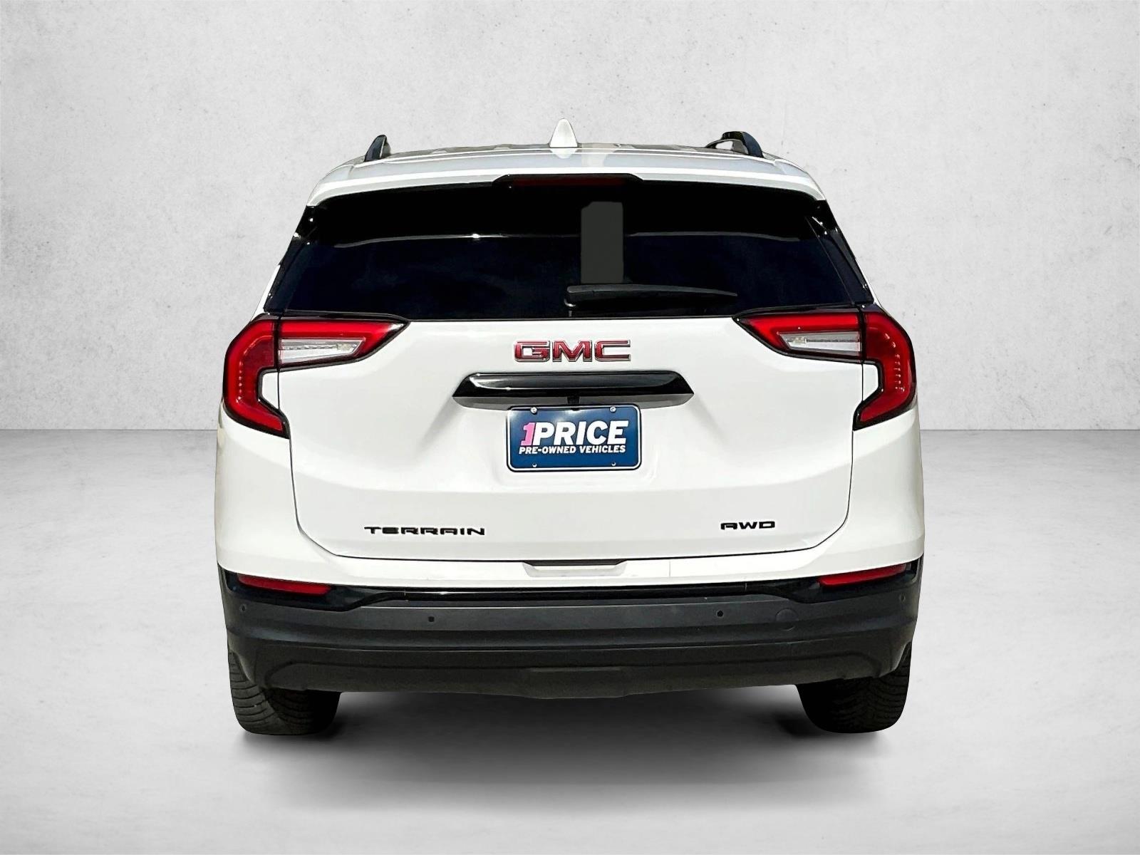 Used 2024 GMC Terrain SLE SUV