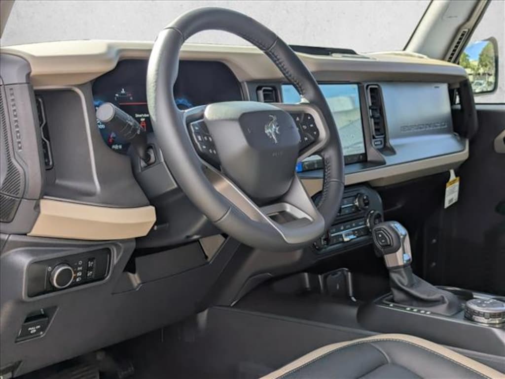 New 2025 Ford Bronco Big Bend SUV