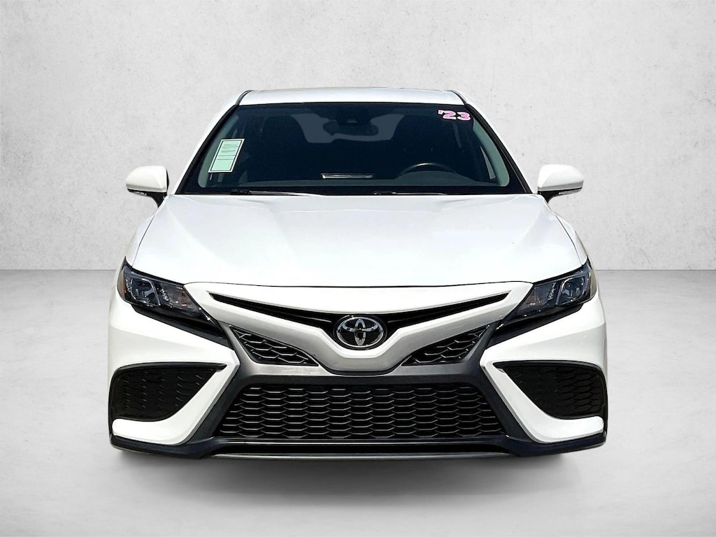 Used 2023 Toyota Camry SE Sedan