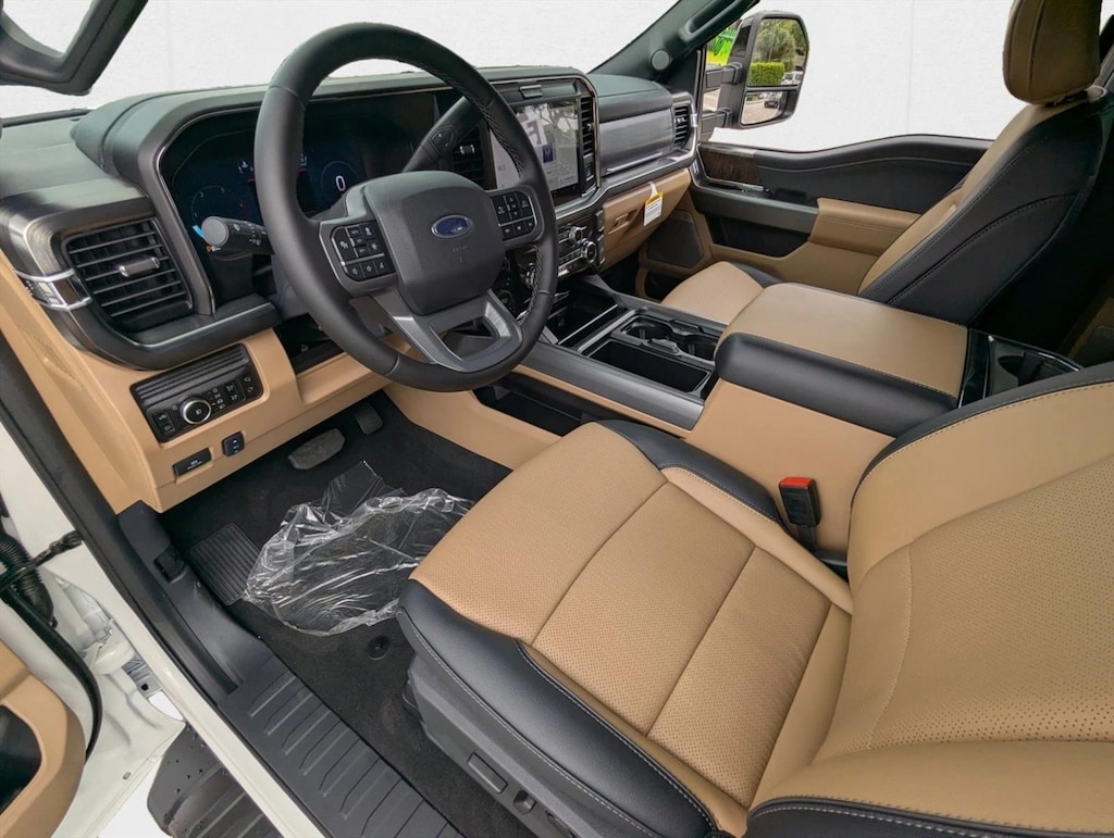 New 2026 Ford F-250 LARIAT Truck Crew Cab