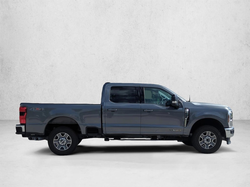 Used 2026 Ford F-250 LARIAT Truck Crew Cab