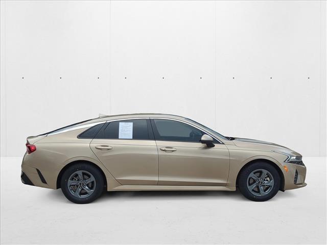 2021 Kia K5 LXS photo 4
