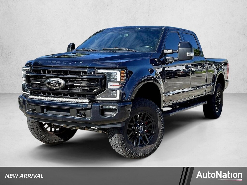 Used 2022 Ford F-250 LARIAT Truck Crew Cab