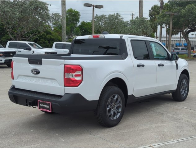 2025 Ford Maverick XLT photo 2