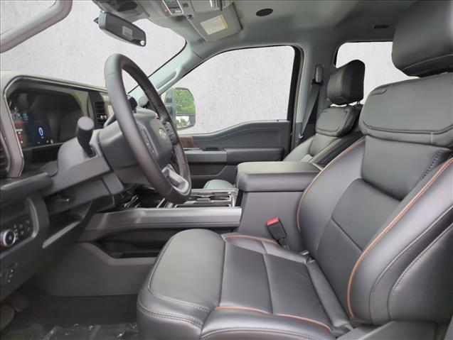 2026 Ford F-250 Lariat photo 4