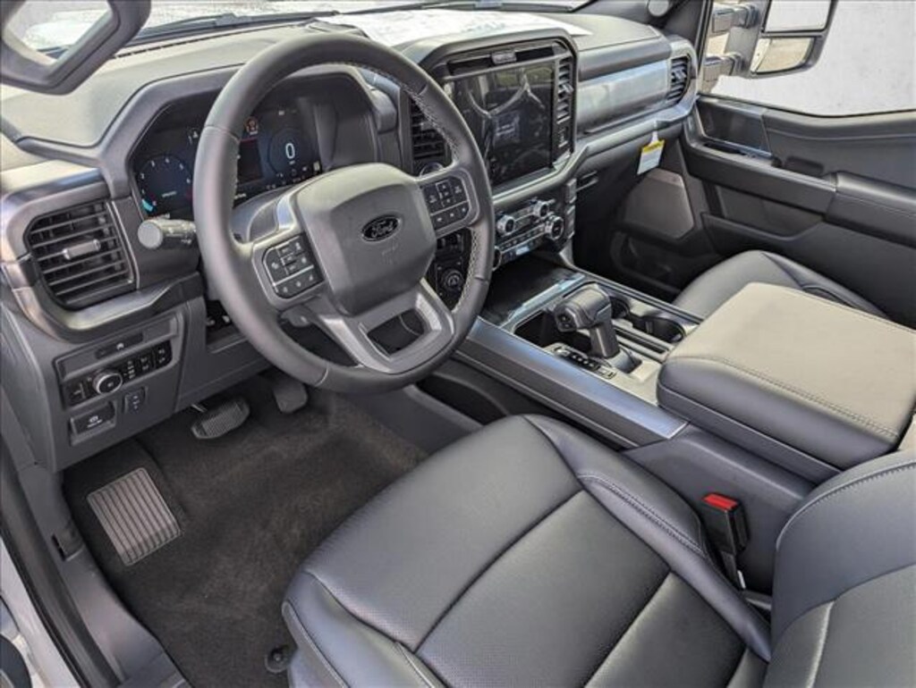 New 2025 Ford F-150 LARIAT Truck SuperCrew Cab