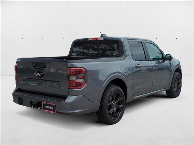 2025 Ford Maverick photo 2