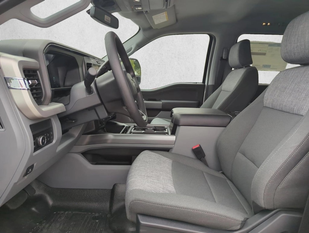New 2026 Ford F-250 XLT Truck Crew Cab