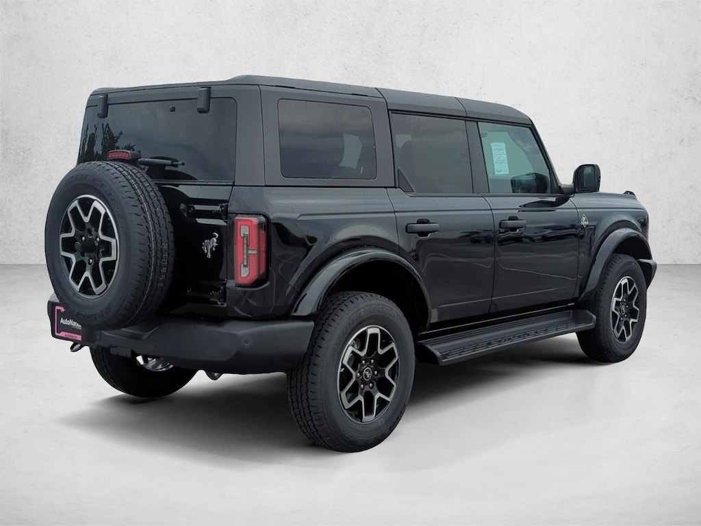 New 2026 Ford Bronco Outer Banks SUV