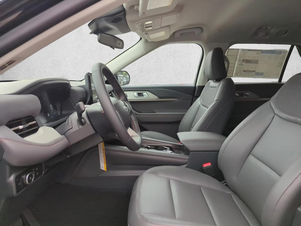 New 2026 Ford Explorer Active w/200A Pkg SUV