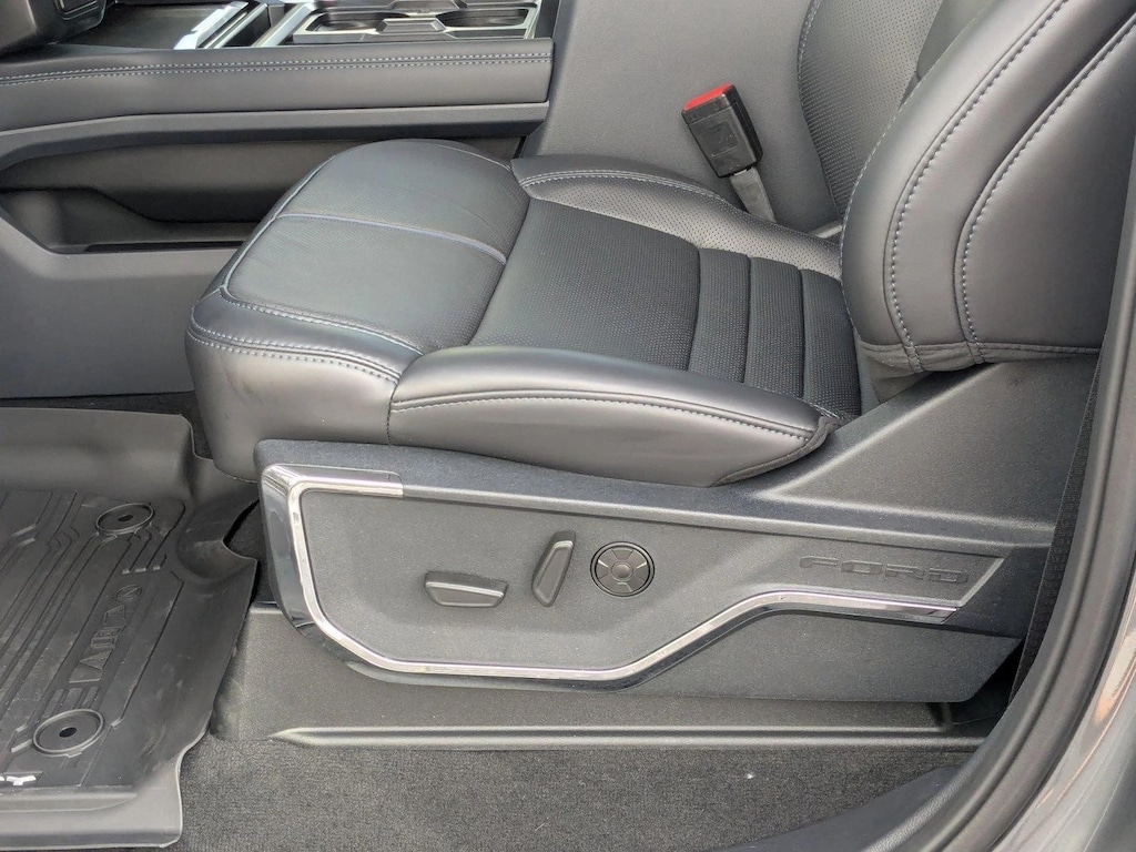 New 2026 Ford F-350 Platinum Truck Crew Cab