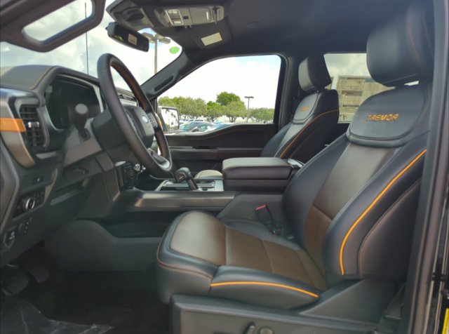 2025 Ford F-150 Tremor photo 4