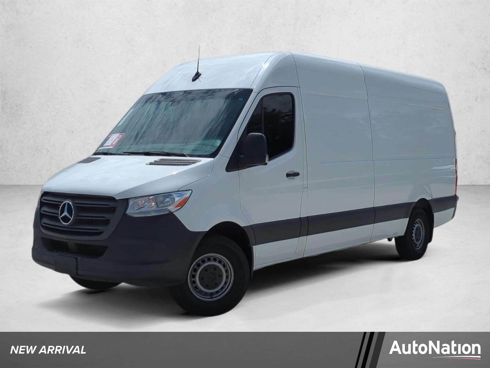 2023 Mercedes-Benz Sprinter 2500 Gas 170 WB High Roof's photo