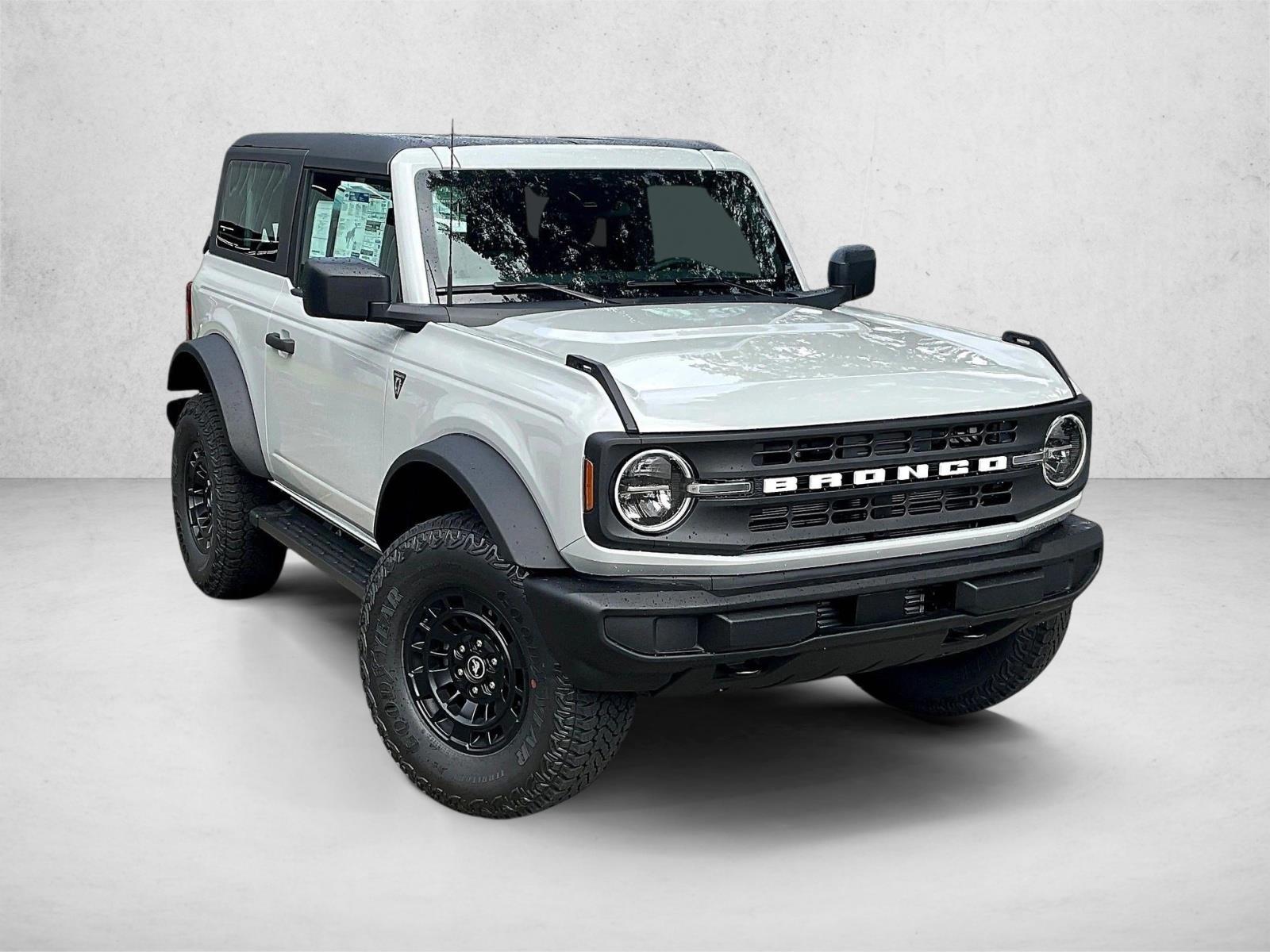 New 2026 Ford Bronco Base SUV