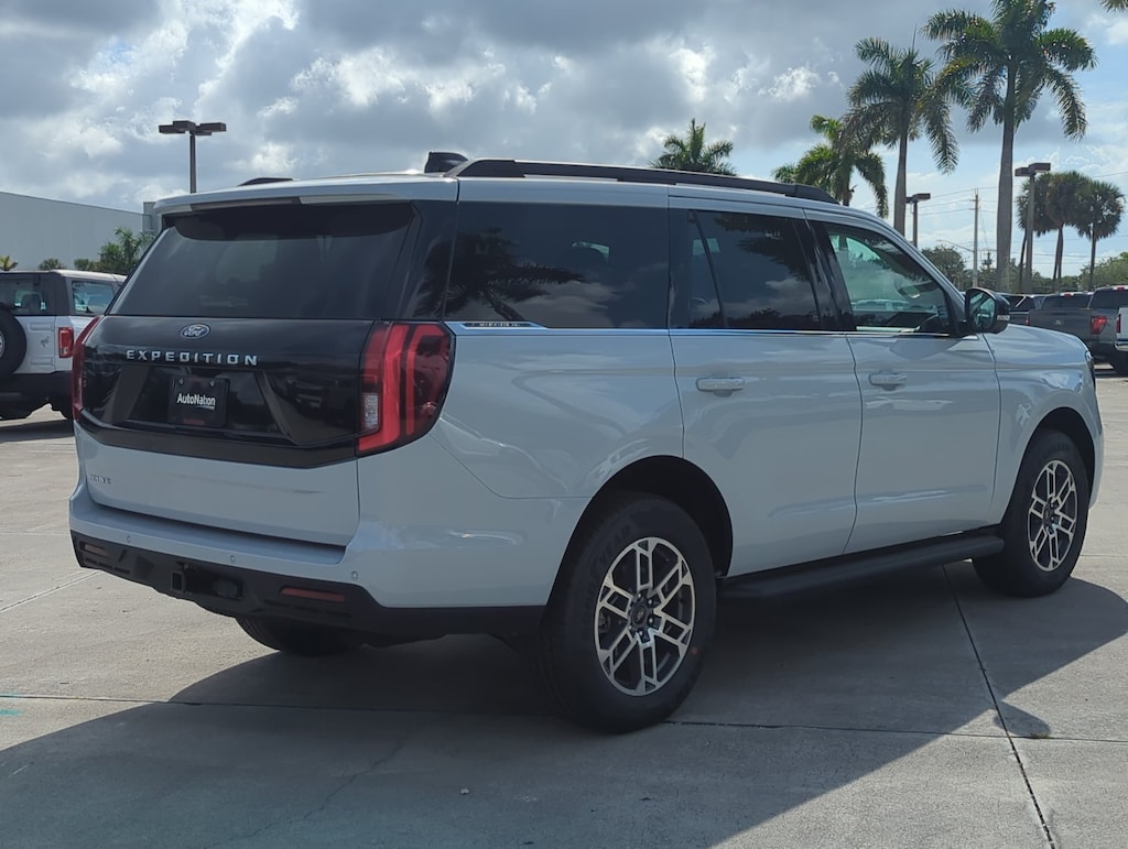New 2026 Ford Expedition Active SUV