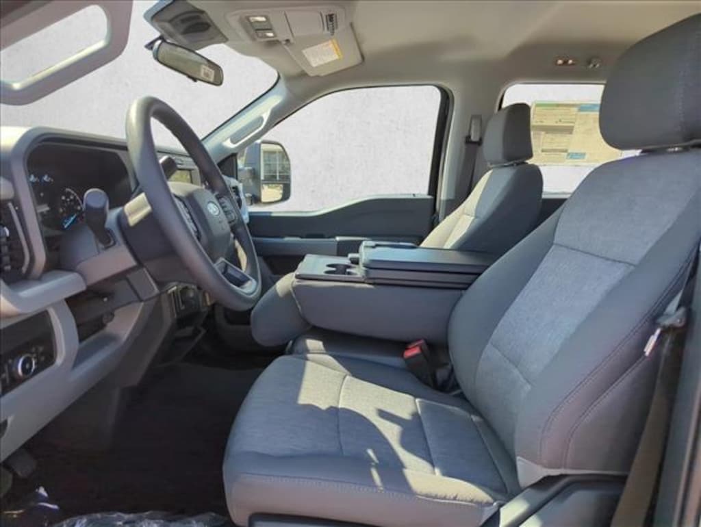 New 2026 Ford F-250 XL Truck Crew Cab