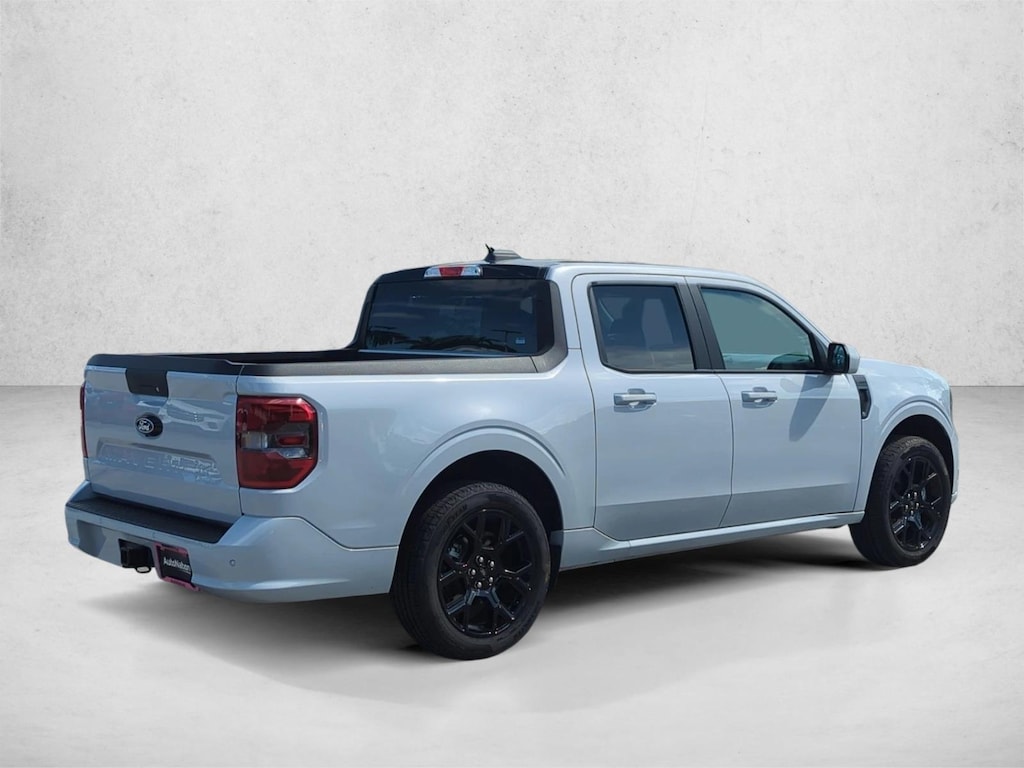New 2026 Ford Maverick Lobo Standard Truck SuperCrew