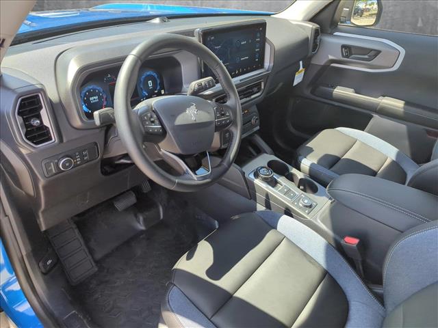 2025 Ford Bronco Sport Outer Banks photo 3