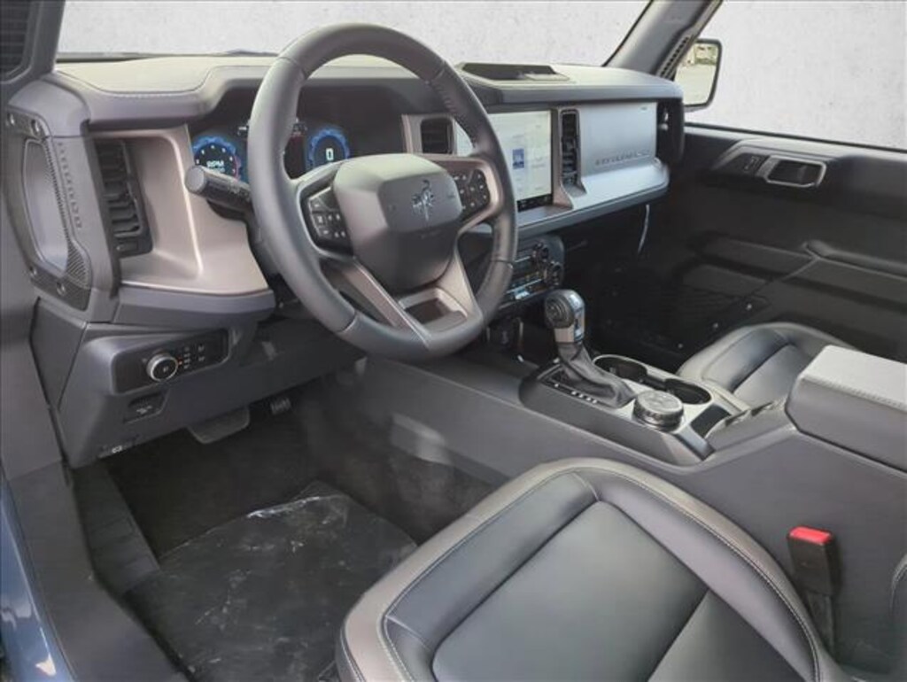 New 2025 Ford Bronco Outer Banks SUV