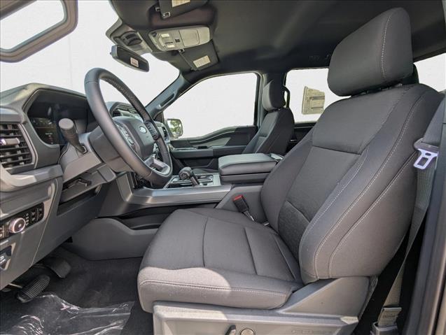 2025 Ford F-150 XLT photo 4