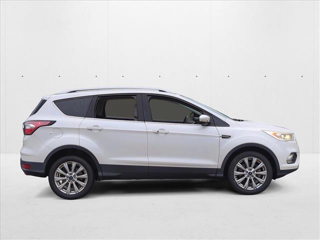 2017 Ford Escape Titanium photo 4