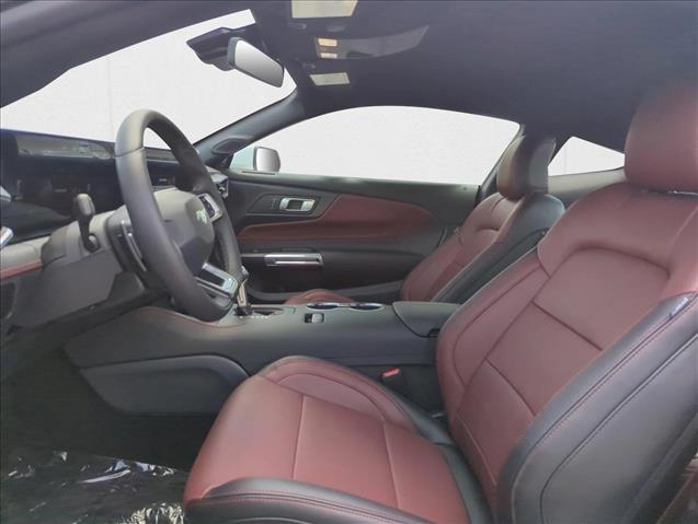 2025 Ford Mustang GT Premium photo 4