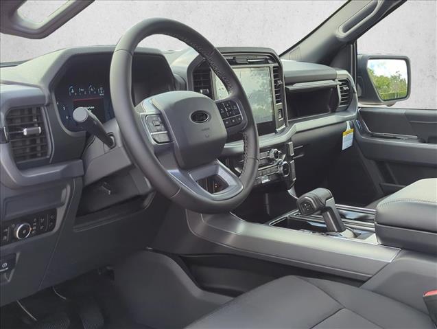 2025 Ford F-150 XLT photo 3