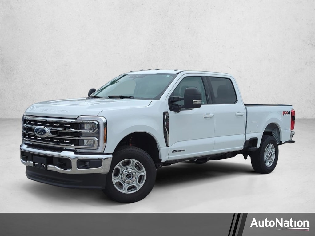 New 2026 Ford F-250 XLT Truck Crew Cab